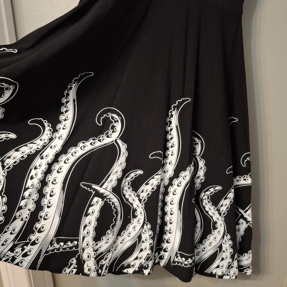 Sourpuss Octopus Tentacle Dress - Picture 3 of 7